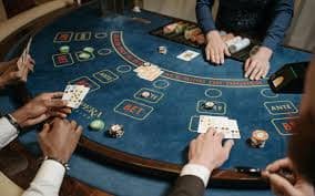 Pusat operasi dan tim warungplay login yang berdedikasi untuk layanan pengguna